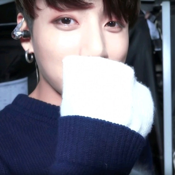 Profile Picture of Marcy Lopez (@myrlopez08) on Poshmark