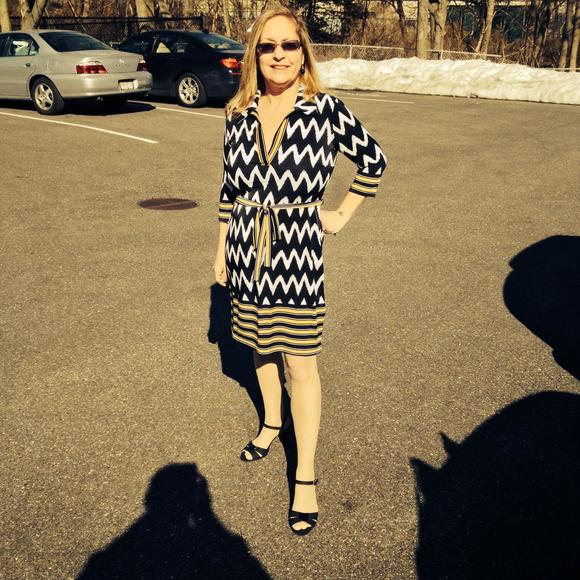 Profile Picture of Lori Brower (@loreebyrd) on Poshmark