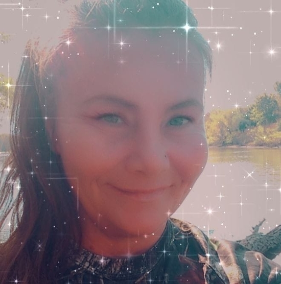 Dee Penney - Poshmark Profile Picture of Dee Penney (@foremand1978) on Poshmark