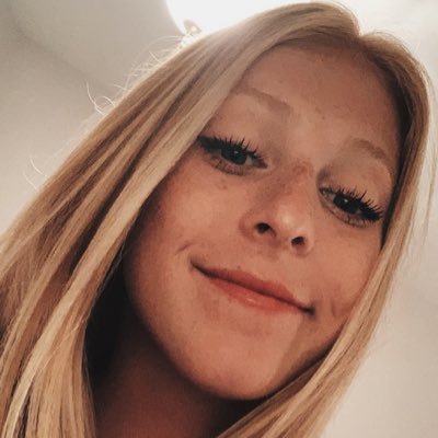 Profile Picture of Carly Berman (@Carlyberman_) on Twitter