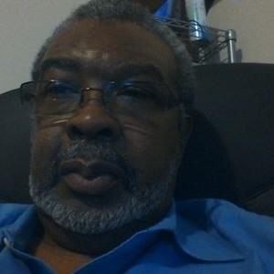 Profile Picture of Charles Whitlock (@Whit9C) on Twitter