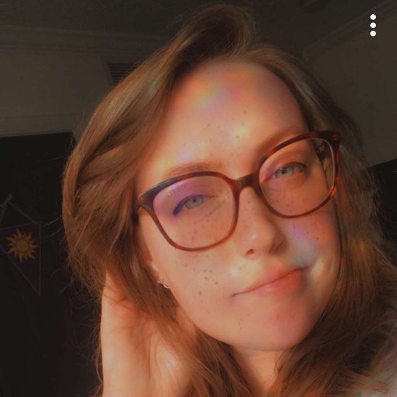 Profile Picture of Isabelle Bendorf (@bendy_) on Poshmark