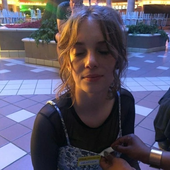 Profile Picture of Brittney Senkowski (@brittneysenk) on Poshmark