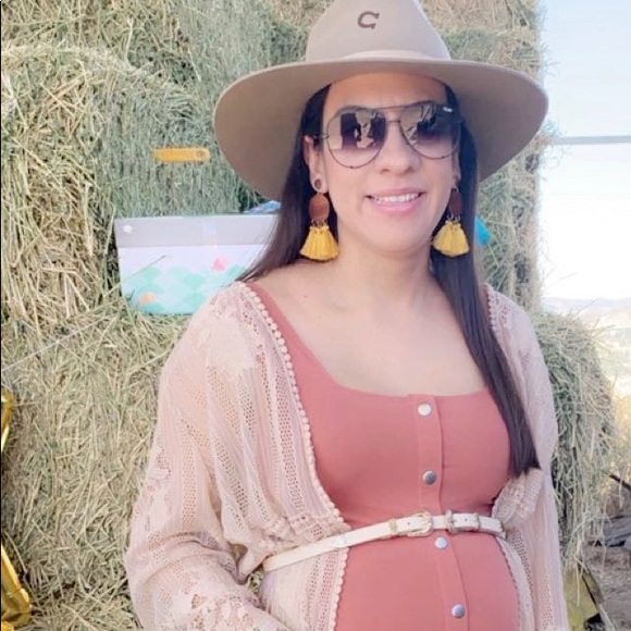 Profile Picture of Janeth De haro (@jrzcwgrl) on Poshmark