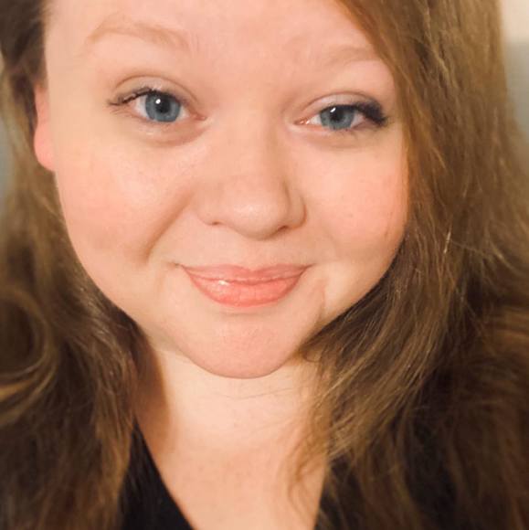 Profile Picture of Jessica Parson (@jp1cor13) on Poshmark