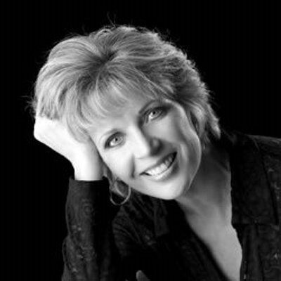 Profile Picture of Kim Simpson-Schlegel (@KimSimpsonPhoto) on Twitter