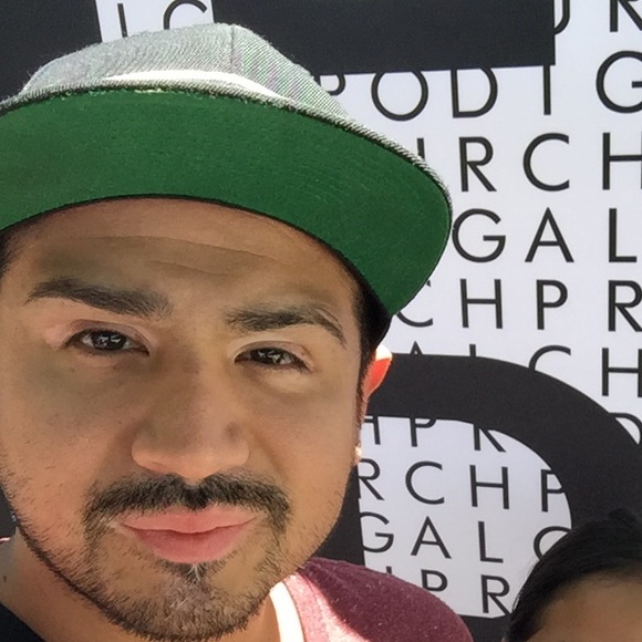 Profile Picture of Jesse Hurtado (@jeze559) on Poshmark