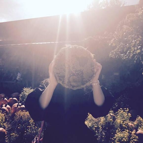 Profile Picture of Yiling Zhang (@zhyl5410) on Poshmark