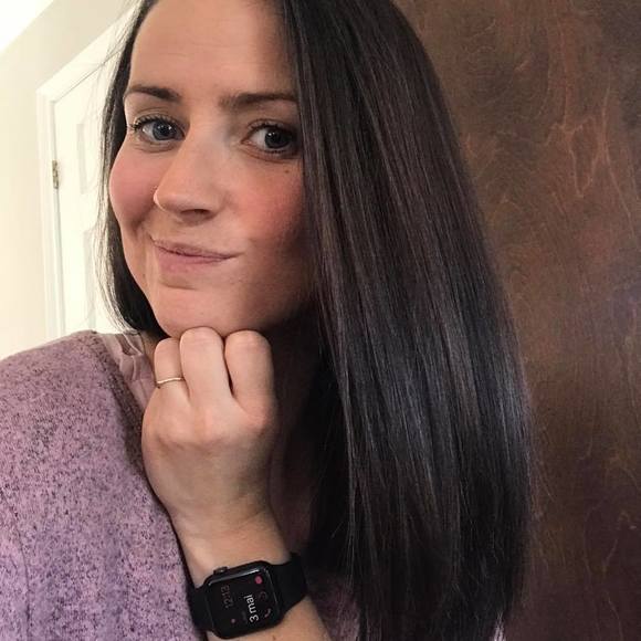 Profile Picture of Marie-andrée Foulem (@marie_andreef) on Poshmark