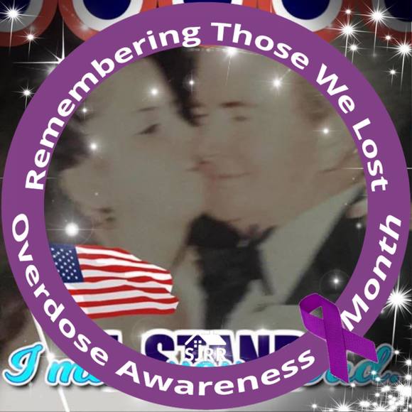 Profile Picture of Eileen Farrell (@eileenfarrell) on Poshmark