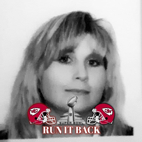 Profile Picture of Tammy Minkler (@cutler_tammy) on Poshmark