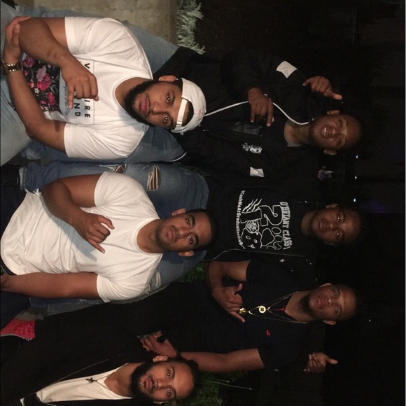 Profile Picture of Antonio Andrade (@cvmeno) on Poshmark