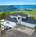 Profile Picture of Townsend Jarvis Group-keller Williams Realty Umpqua Valley-roseburg (@townsendjarvior) on Flickr