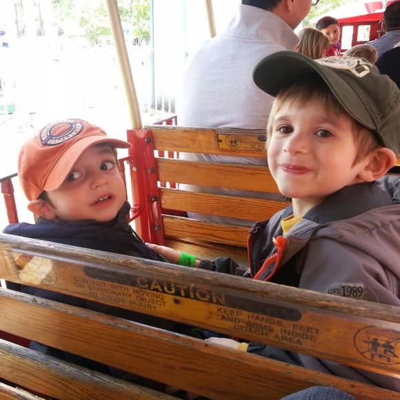 Profile Picture of Joel Segal (@jsegal4) on Poshmark