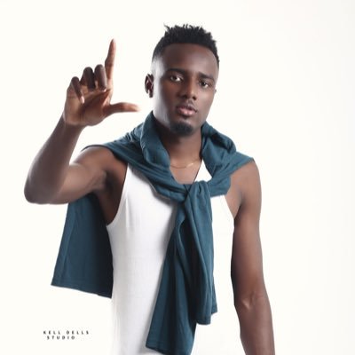 Profile Picture of #MAAGICAL LINCHI (@Magical_Linchi) on Twitter