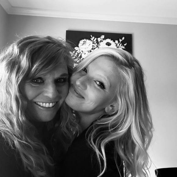 Profile Picture of Jade Ritzert (@jaderitzert) on Poshmark