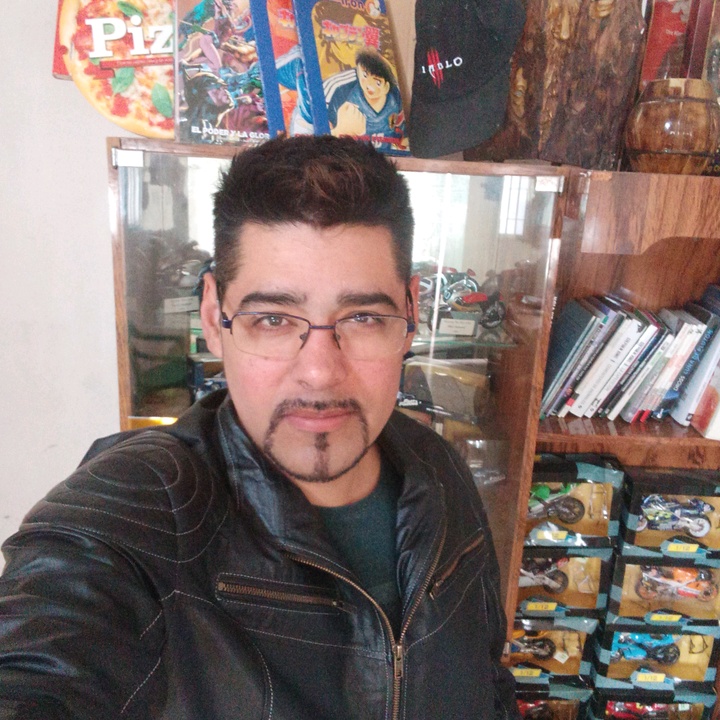 Profile Picture of Jonathan Gabriel Marquez (@jonyzfort) on Tiktok