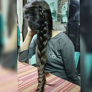 Profile Picture of Kurri Lambi Gutt Wali (@Kurri-Lambi-Gutt-Wali) on Facebook