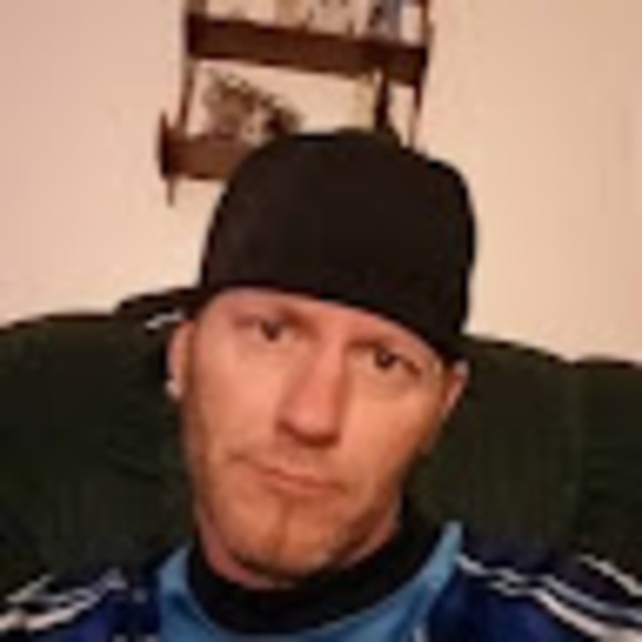 Profile Picture of Jon Brask (@jonbrask) on Poshmark