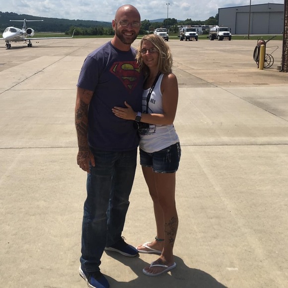 Profile Picture of Olivia Eichinger (@oliviaeichinger) on Poshmark