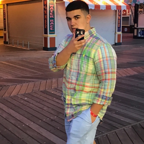 Profile Picture of Michael Mitrione (@mikeymitrione) on Poshmark