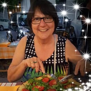 Profile Picture of Lillian Hatfield (@lillianhatfield) on Instagram