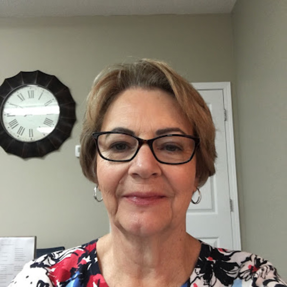 Profile Picture of Nan Hufty (@nehufty) on Poshmark