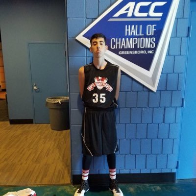 Profile Picture of Joshua Duran (@JoshDurant35) on Twitter