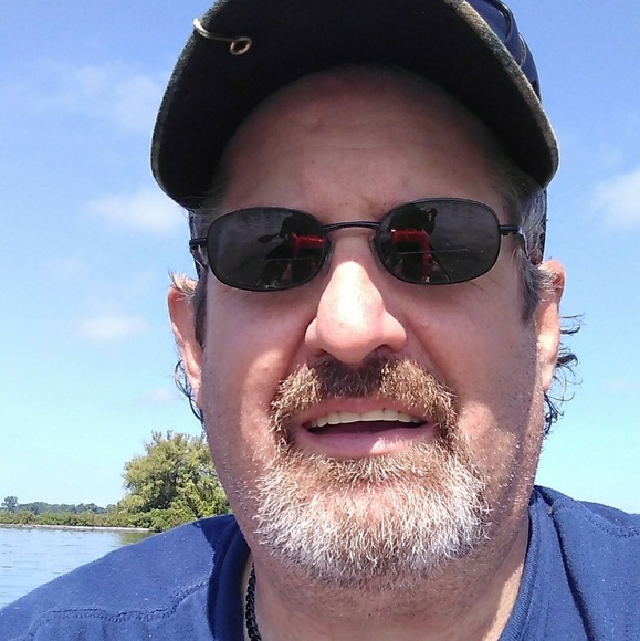 Profile Picture of Chris Beard (@newtonpirate1) on Poshmark
