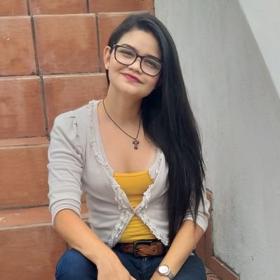 Profile Picture of Ma. Daniella Rojas ✨💙 (@Md_rojas) on Twitter
