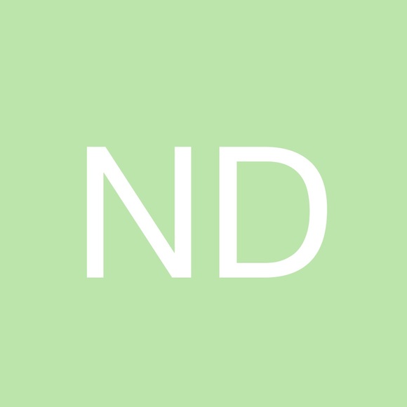 Profile Picture of Nicole Dimonte (@ndimonte) on Poshmark