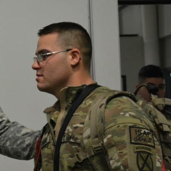 Profile Picture of Charles Zepkowski (@zepkowskic) on Poshmark