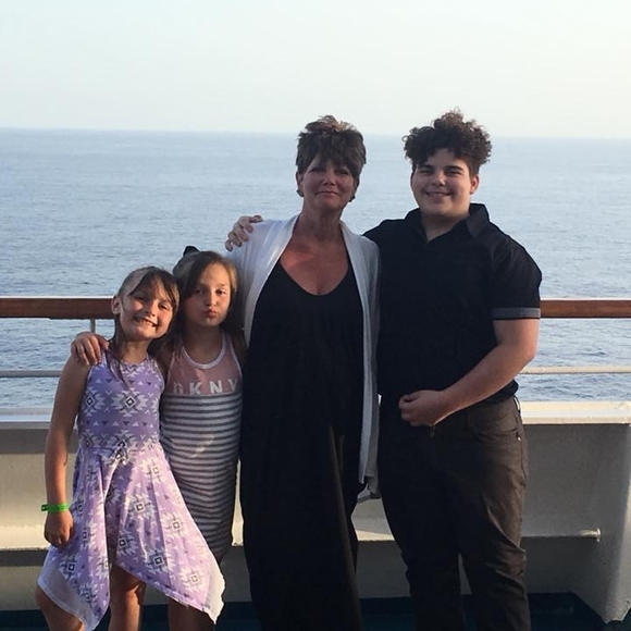 Profile Picture of Tammy Plevka (@tplev) on Poshmark