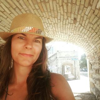 Profile Picture of Erin Collins Kimball (@erinyogadia) on Instagram