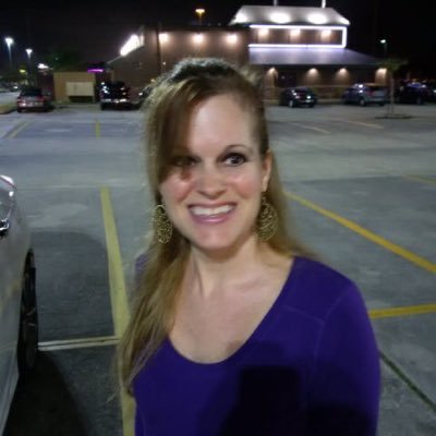 Profile Picture of Catherine Bradshaw (@catheri61687569) on Twitter