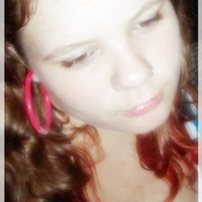 Profile Picture of Fernanda Mendes (@fefa_x3) on Twitter