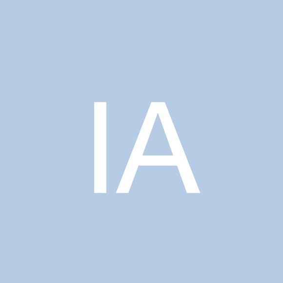 Profile Picture of Indraja Arivelli (@indrajaarivelli) on Poshmark