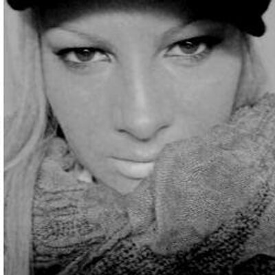 Profile Picture of Terry Mia (@MiaMiaterry) on Twitter