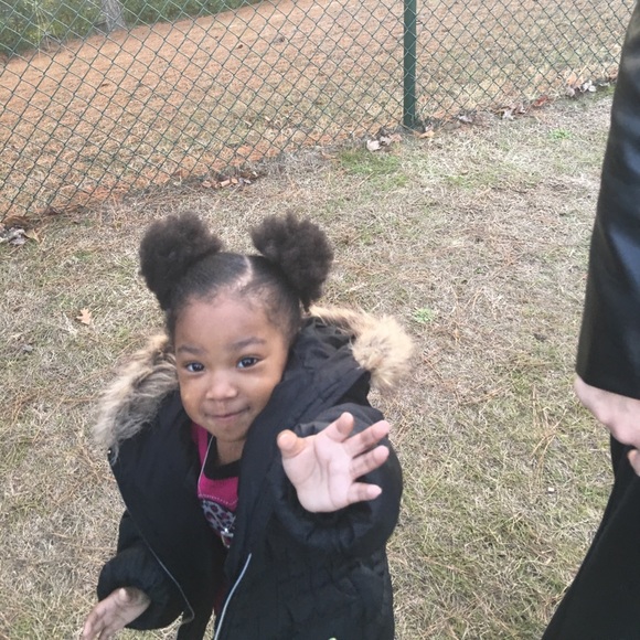 Profile Picture of Shawntelle Williams (@shawntelle11) on Poshmark