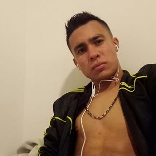 Profile Picture of Jheizer Jimenez (solo verdolaga) (@jheizer.jimenez) on Facebook