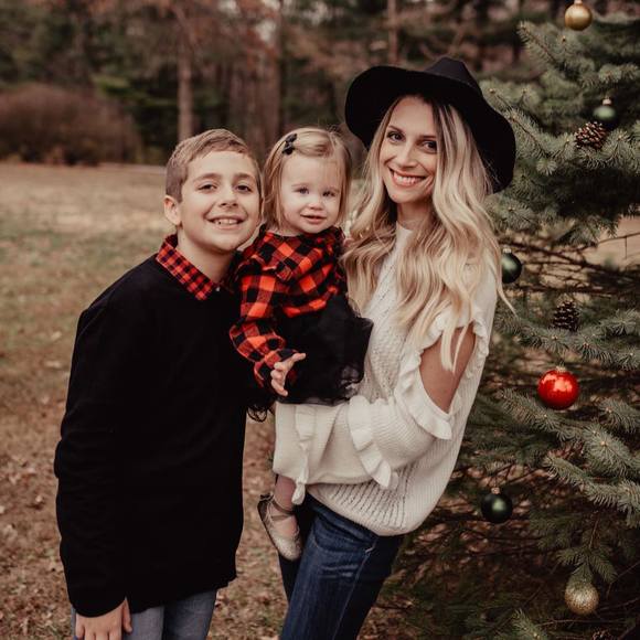 Profile Picture of Mallorie Mccamish (@m_mccamish) on Poshmark