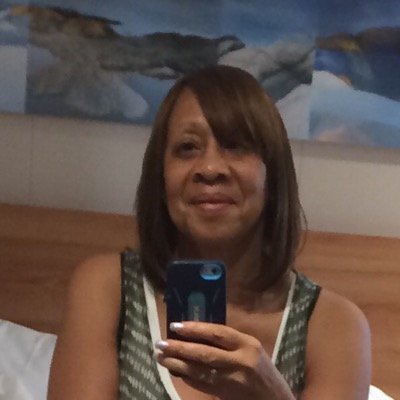 Profile Picture of Sharon Ingram (@sunyear2) on Twitter