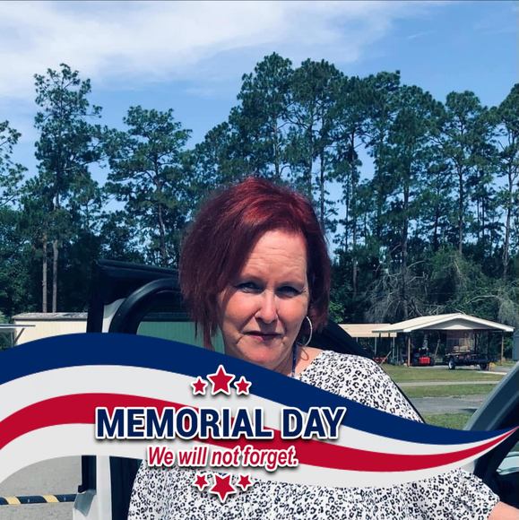 Profile Picture of Cathy Bennett (@425cathy425) on Poshmark