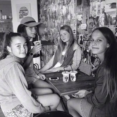 Profile Picture of Renae Joy Wesley (@RenaeJoyWesley) on Twitter