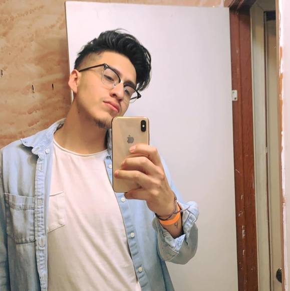 Profile Picture of Jonathan Esquivel (@jonnyboy15) on Poshmark