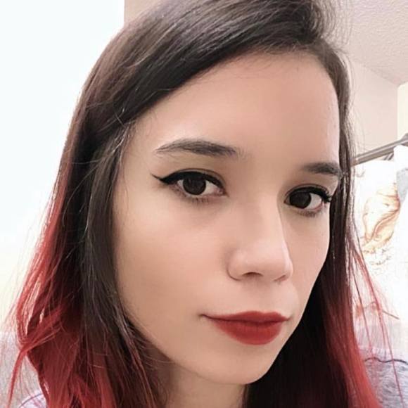 Profile Picture of Jordana Lima (@jordanalima) on Poshmark