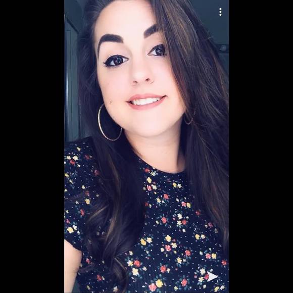 Profile Picture of Frances Weissler (@francesweissler) on Poshmark