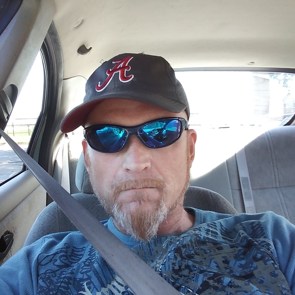 Profile Picture of Kevin Warren (@kevinwarren556) on Poshmark