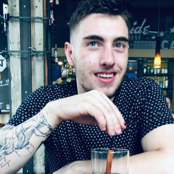 Profile Picture of Matthew Graham (@mattgram) on Poshmark