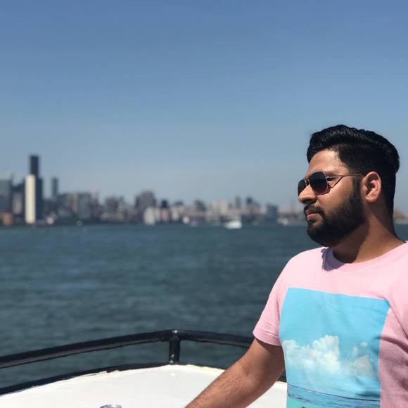 Profile Picture of Jay Jappanjot (@jappanjot_singh) on Poshmark